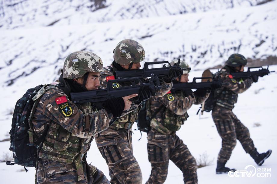 武警特战服装图片冬季图片