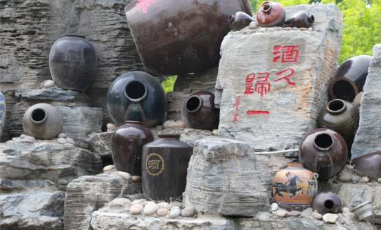 趙建華名酒珍藏館開館儀式舉行 燕南春酒文化博覽園再添珍品