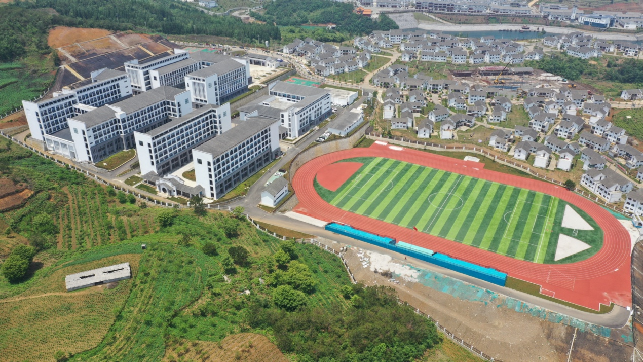 廣東省廣州大學松田學院肇慶校區項目