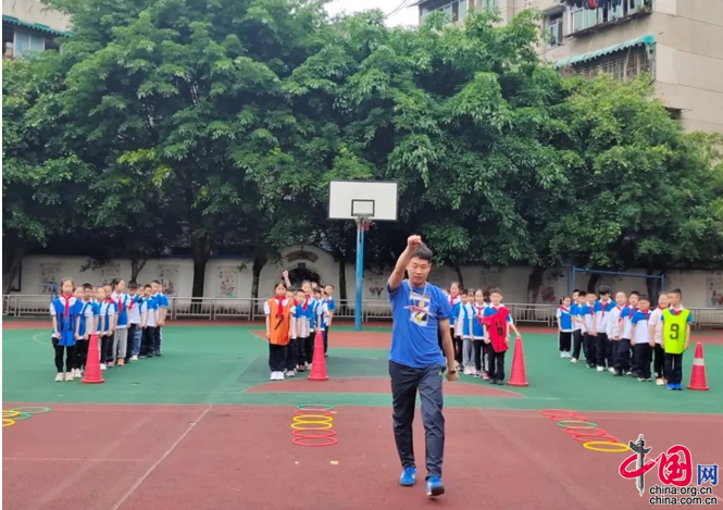 梦在远方,路在脚下 成都大邑三岔小学参加"梦想好课堂