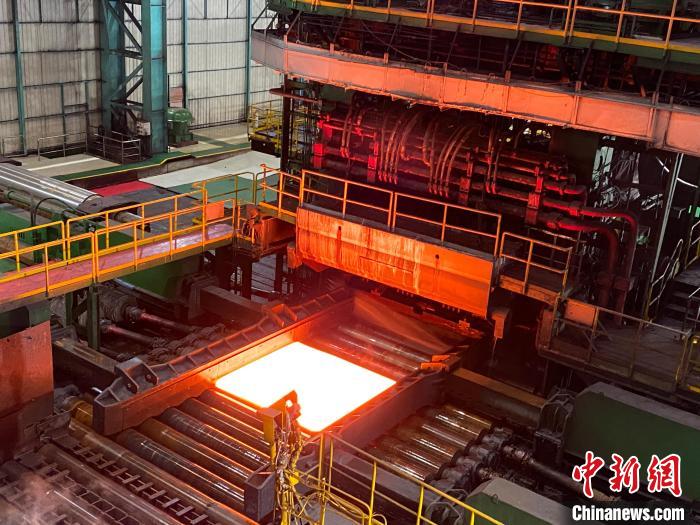 从华菱湘钢看钢铁行业新变：“牵手”5G“解放”钢铁工人
