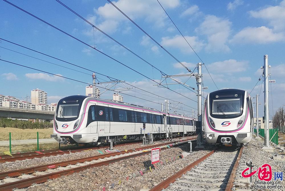 江苏省首条无人驾驶线路苏州轨道交通5号线