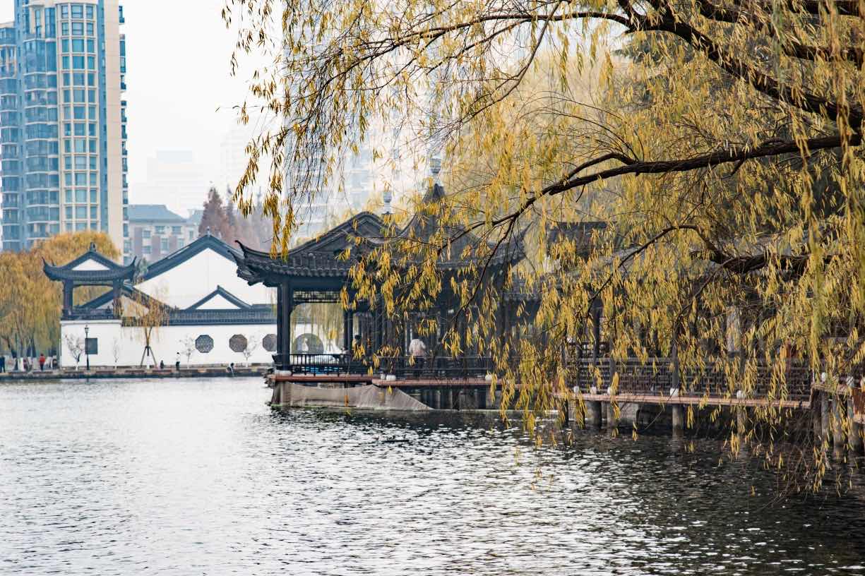 南京莫愁湖公园将从2022年元旦起免费开放实名预约即可入园