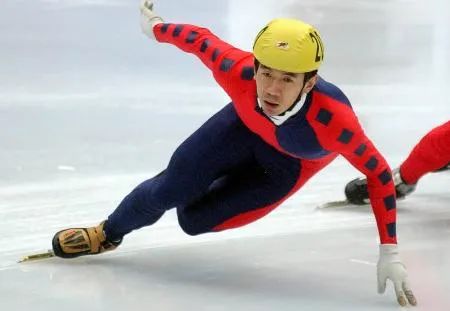 激情冬奥进行时专访前中国短道速滑名将国家冰雪运动推广大使李佳军