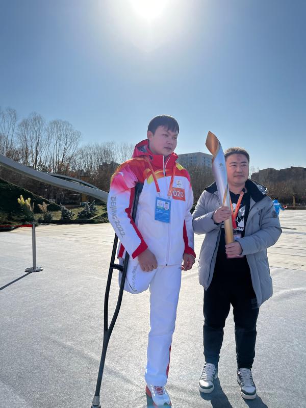 冬奥会残奥会运动员图片