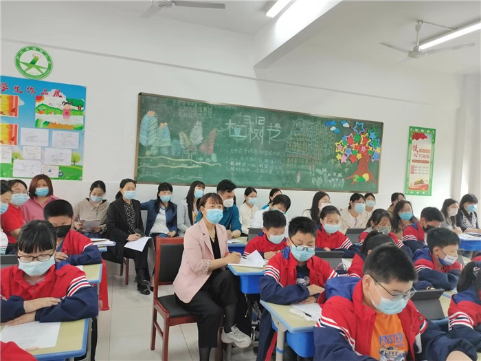 庐江县城西小学让智慧课堂助力减负增效