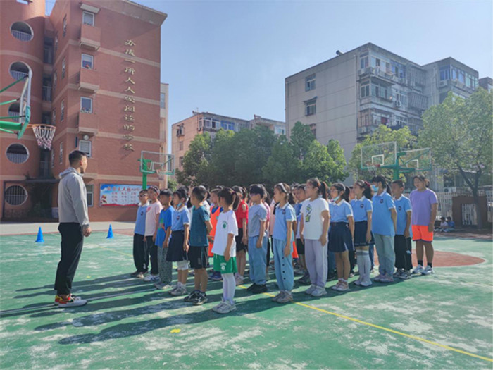 体育课教案模板小学_教案体育课小学下载什么软件_小学体育课教案下载