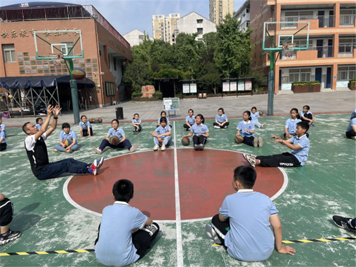 小学体育课教案下载_教案体育课小学下载什么软件_体育课教案模板小学