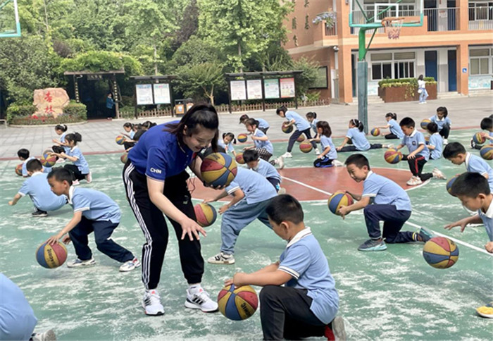 小学体育课教案下载_体育课教案模板小学_教案体育课小学下载什么软件