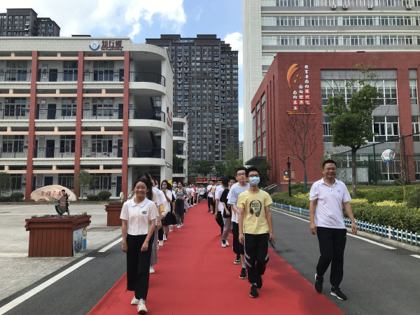 情系六八踔厉奋发记合肥市第六十八中学2022届毕业典礼
