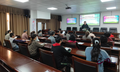 巴中市恩阳区登科街道麻石社区开展市民公约规范守则教育实践活动