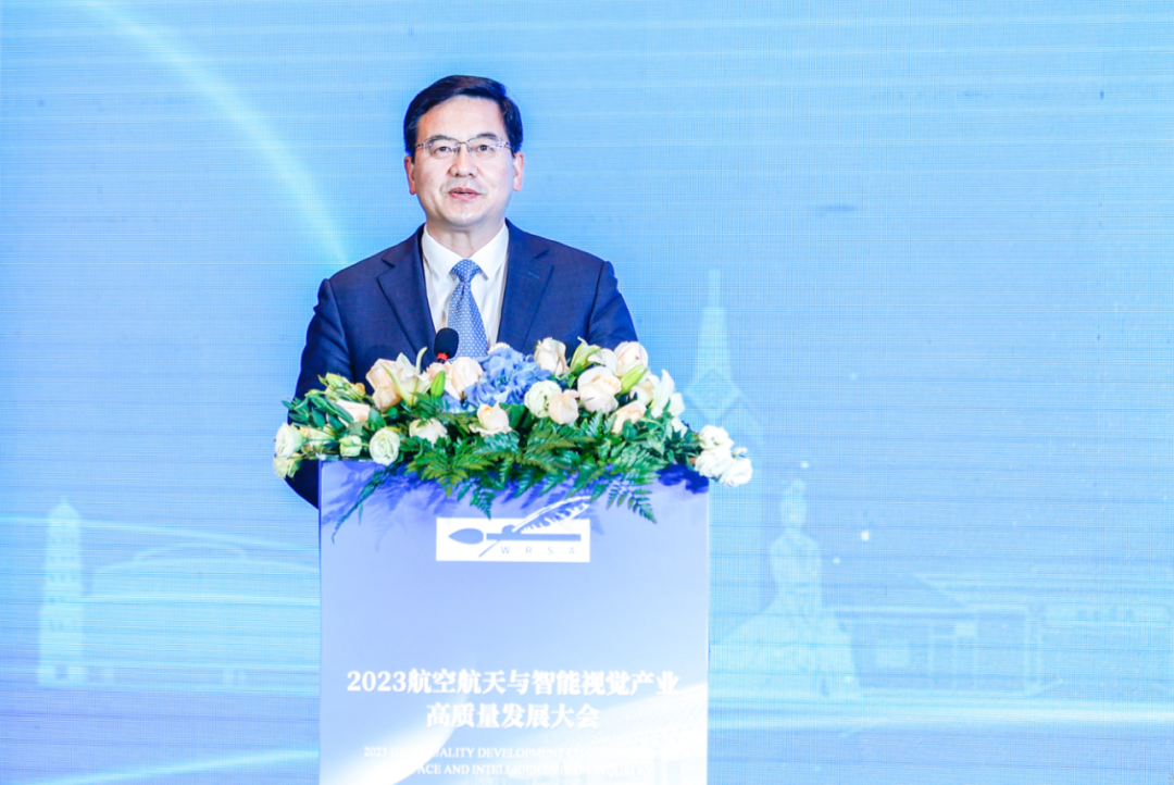 21:15:09 |来源:《留学生》杂志绍兴市委书记盛阅春致辞据了解,诸暨是