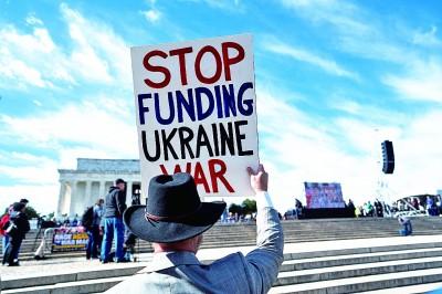 无情兵火背后的荒诞叙事