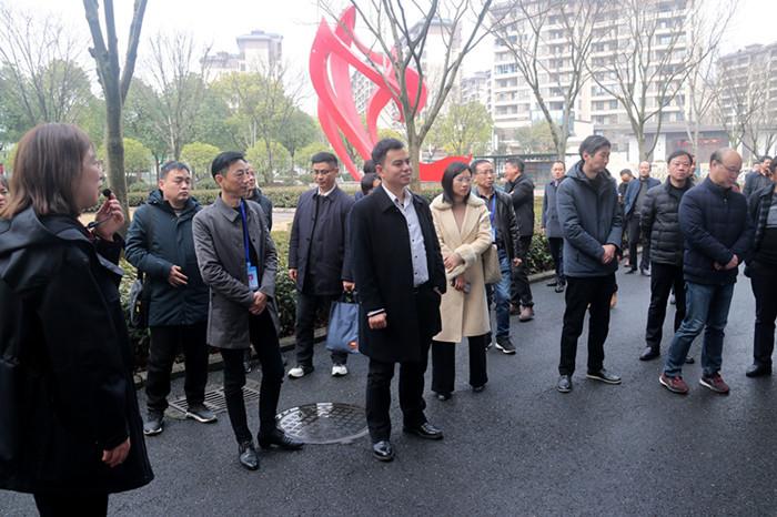 宣城市2023年度教研工作会议与会人员到开发区小学指导调研