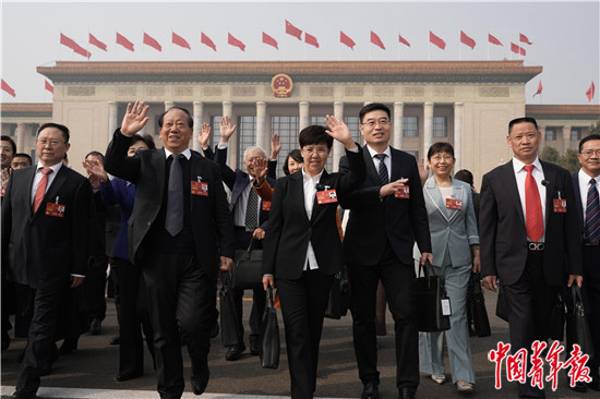 科技创新的双生子：全面解析Gemini的最新功能亮点》 (科技创新的双刃剑)