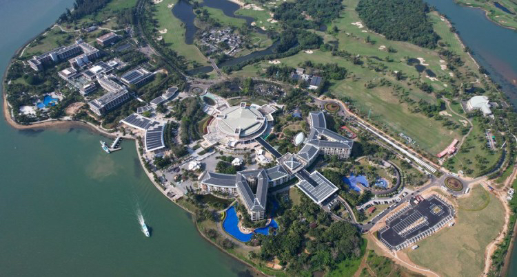 A view of the zero-carbon demonstration zone under construction in Boao, south China's Hainan Province, February 24, 2023. /Xinhua