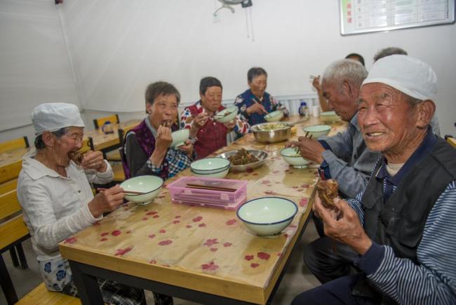 陕西榆阳：老年人享受近在咫尺的多样化、多层次养老服务