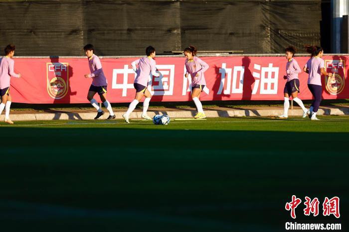 （女足世界杯）从首战失利中走出 中国女足“重新再来”