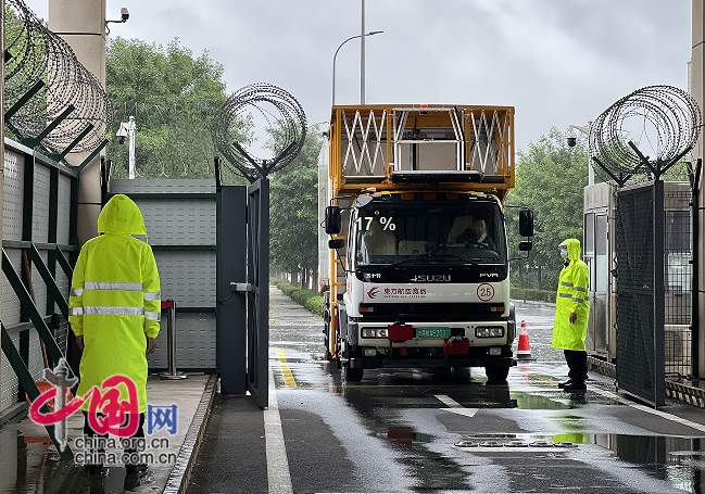 BOB半岛·中国官方网以雨为令 全力做好特殊天气机场安全运行保障