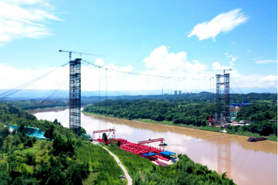 四川广安白马渠江特大桥按下建设快进键