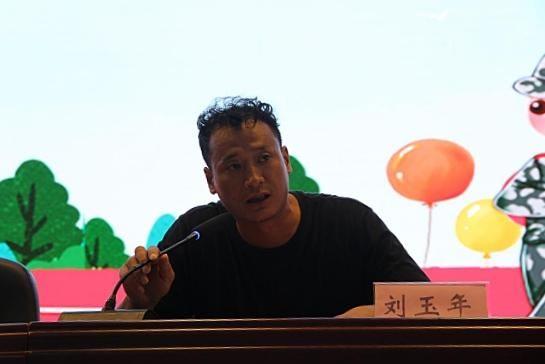 安全办主任刘玉年进行安全教育政教处张道云主任强调军训相关工作本次