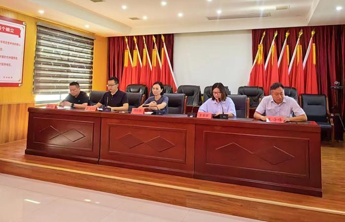 临泉县迎仙镇举行庆祝第39个教师节暨表彰大会