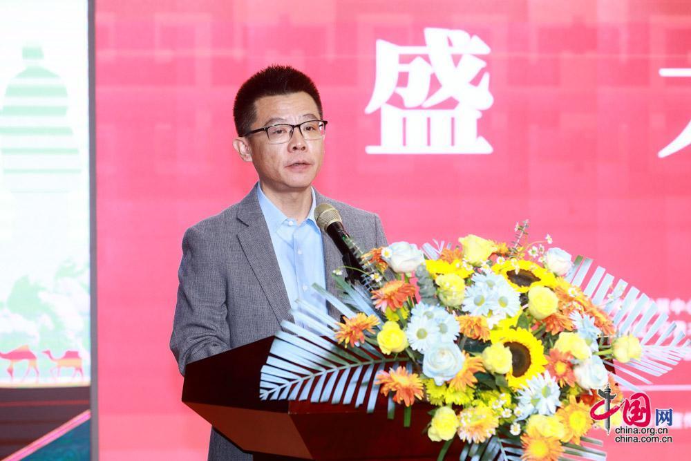 中国-中亚五国青年新锐设计交Kaiyun网址 开云流展暨丝路拾珍—丝绸之路非物质文化遗产展在榆林开幕(图6)