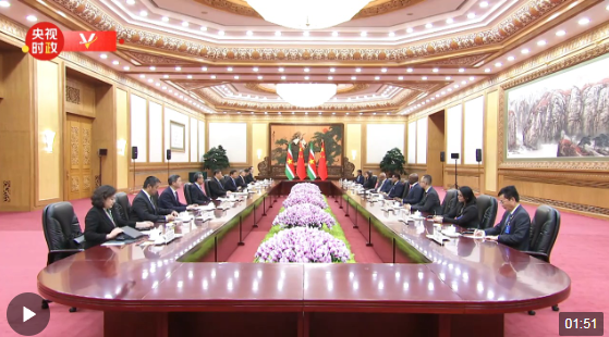 习近平同苏里南总统会谈推动中苏关系健康稳定发展更好造福两国人民