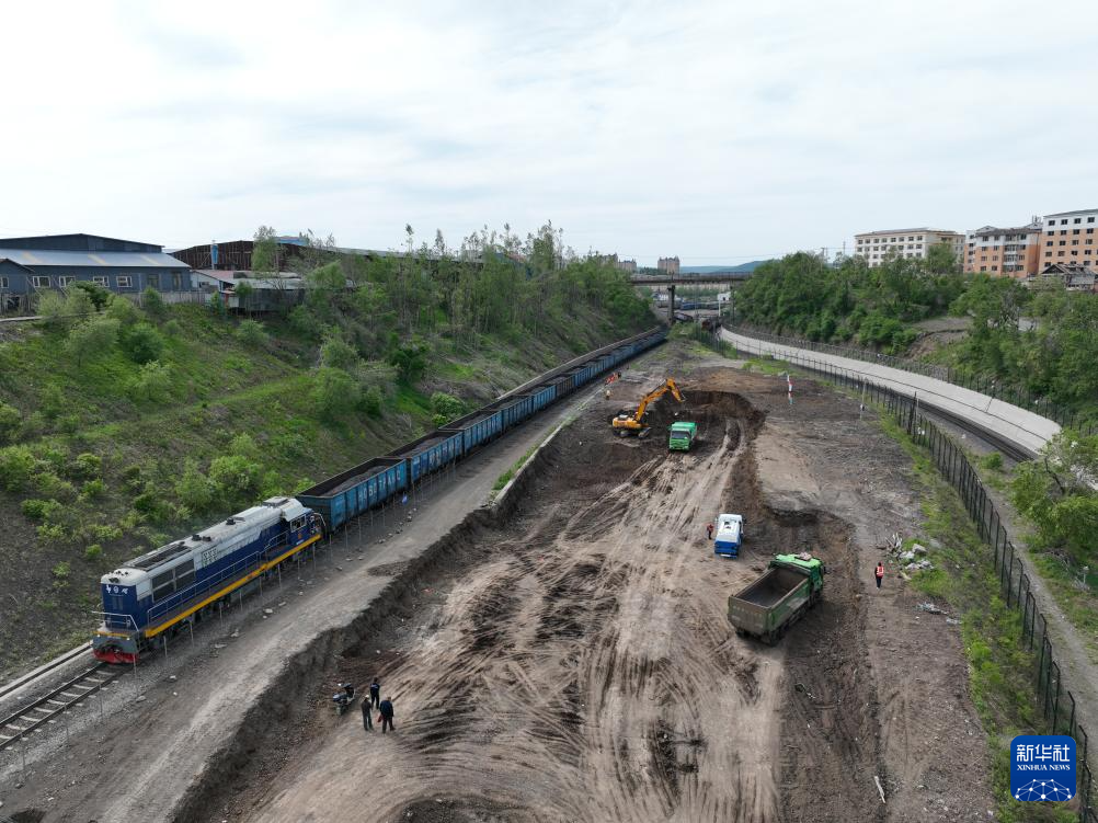 中欧班列“东通道”滨绥铁路改造工程开工
