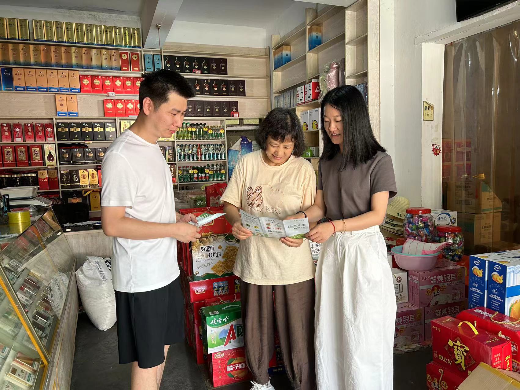 杭州市淳安县大墅镇:垃圾分类进商铺,宣传引导入人心