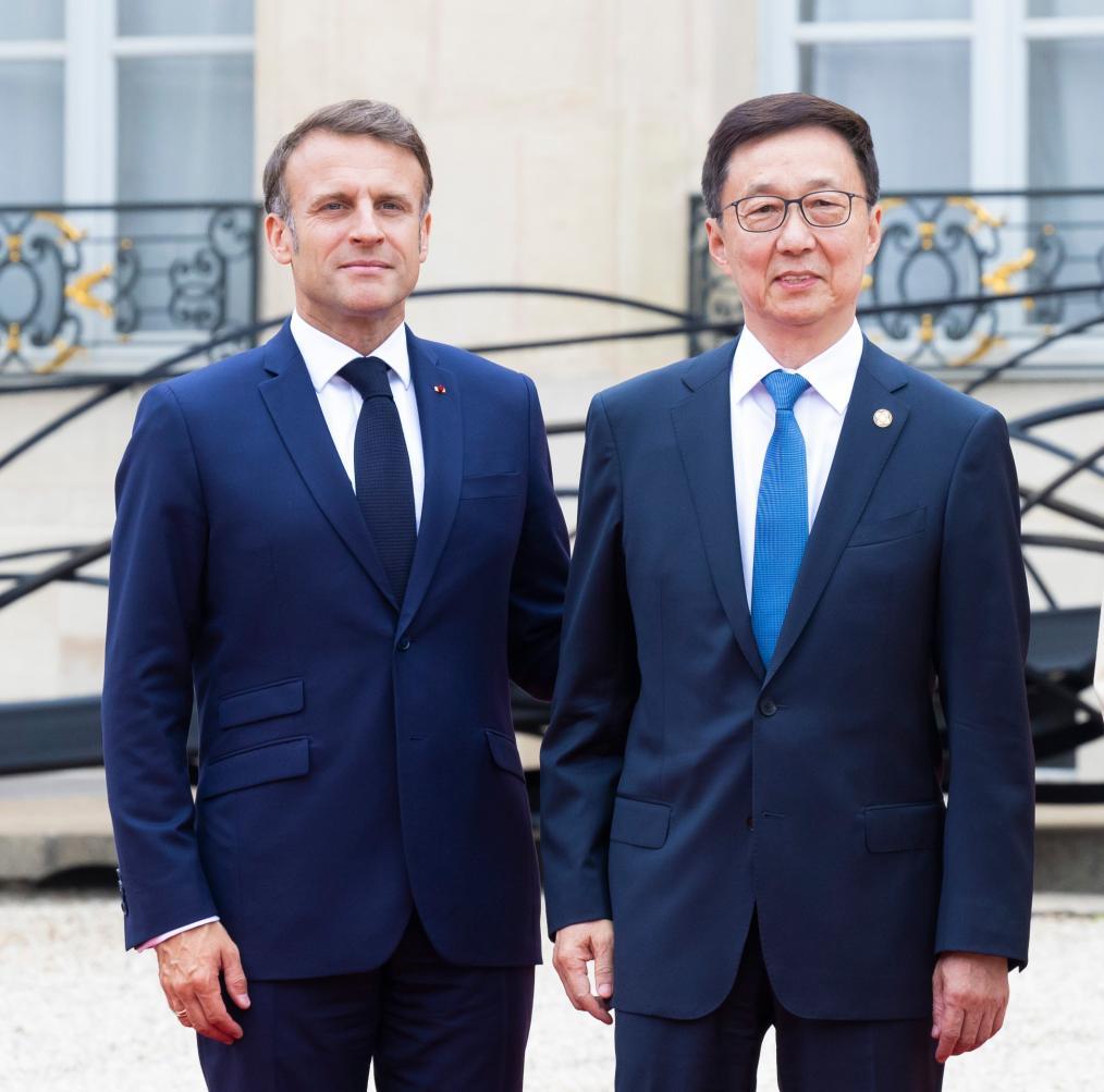 Chinese VP wishes Paris 2024 Olympics splendid, smooth_China's