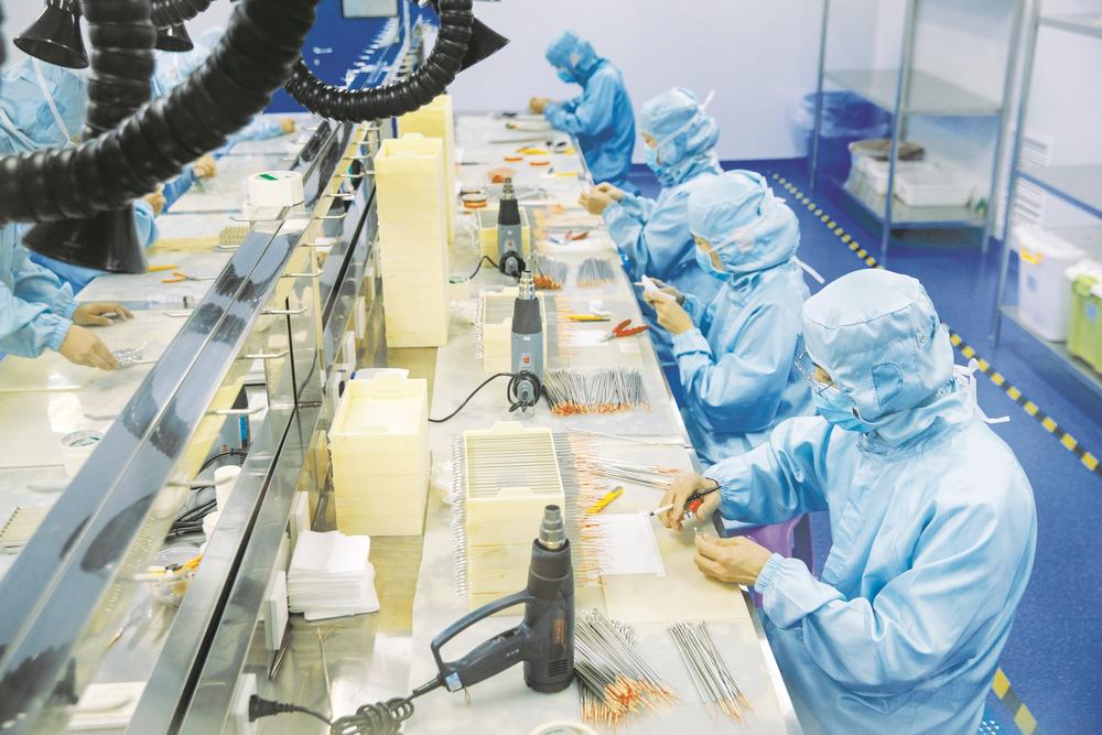 等离子手术刀是什么全国率先研发低温等离子手术系统  蓉企造出“无刃”锋利手术刀_https://www.jmylbn.com_新闻资讯_第1张