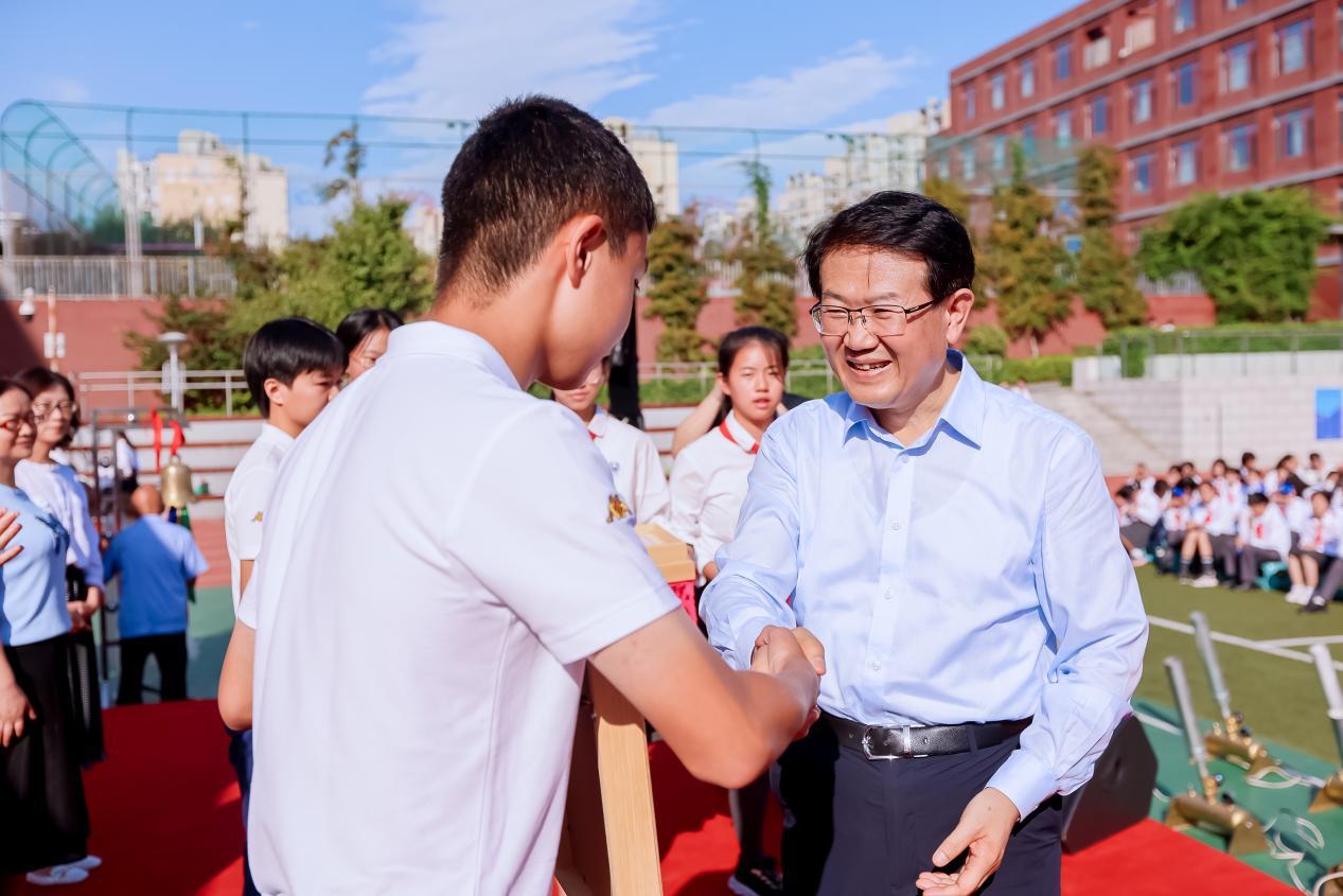 北京市十一学校龙樾实验中学开学典礼隆重举行