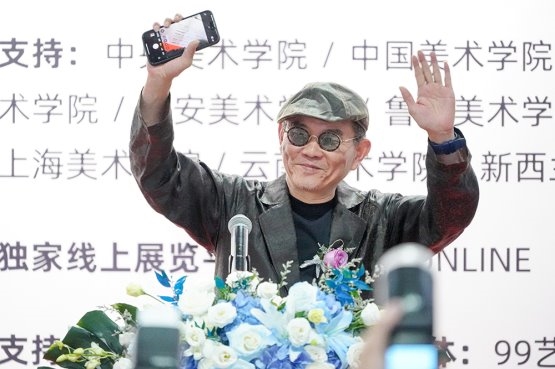 武汉市政协副主席周晓琦致辞10月19日,第十六届国际大学生艺术博览会