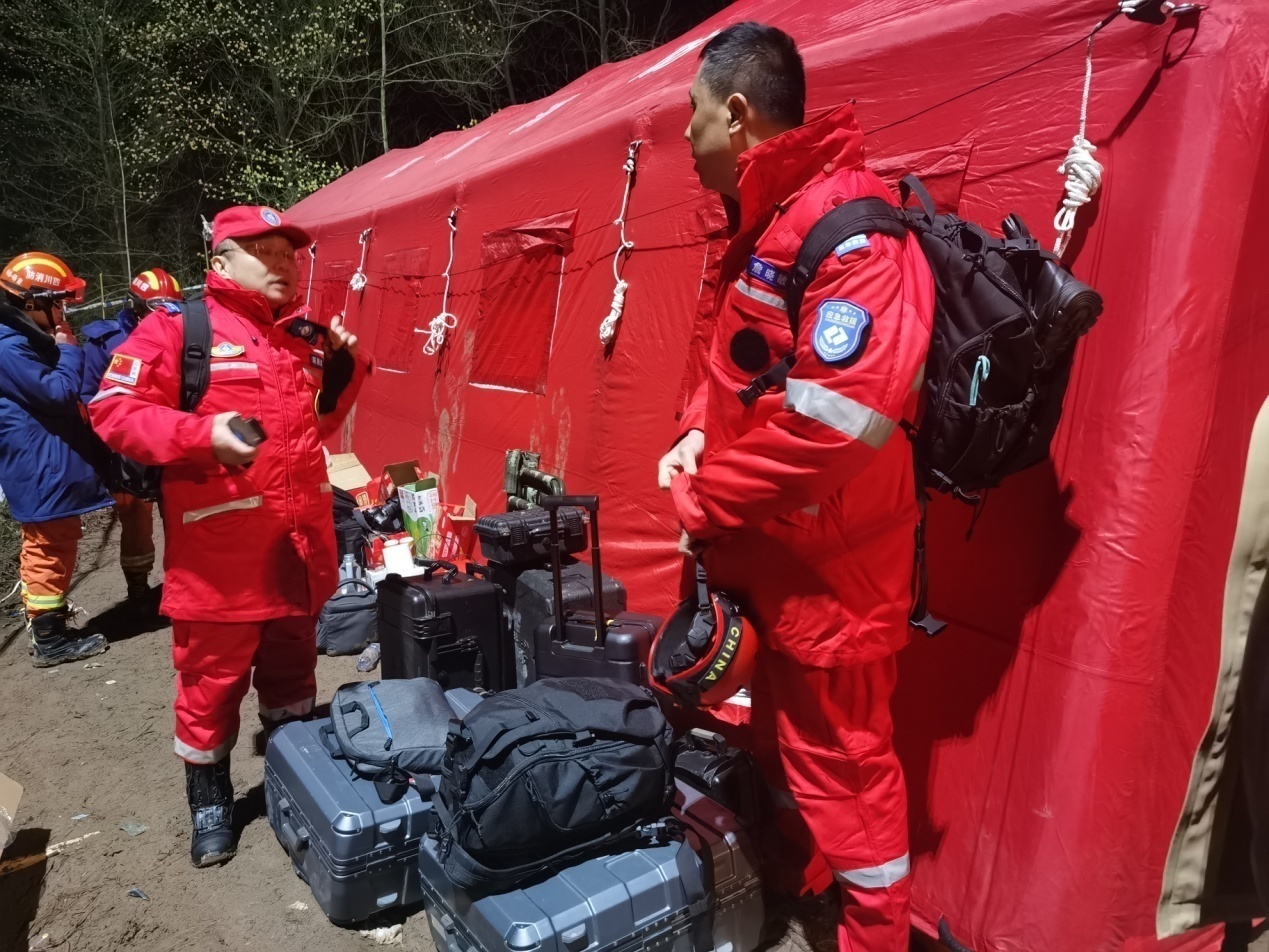 中国电建成都院专家奔赴宜宾市筠连县山体滑坡现场 完成首份滑坡实景模型支撑救援