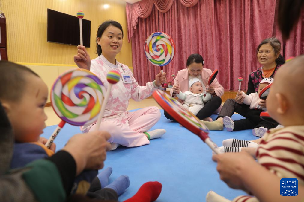 新华全媒+丨世界卫生日：保障母婴健康 呵护祖国未来(图21)