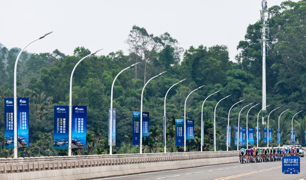 JN江南自行车——第十六届环海南岛国际公路自行车赛开赛(图15)