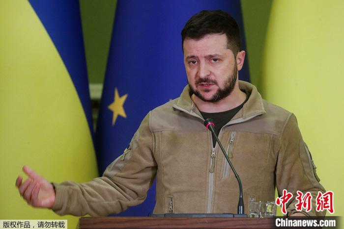 ZelenskyͣԸԡκʽ˹̸