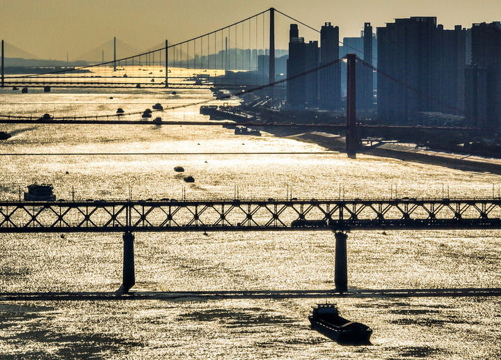 风起正是扬帆时——湖北“支点建设”一年间