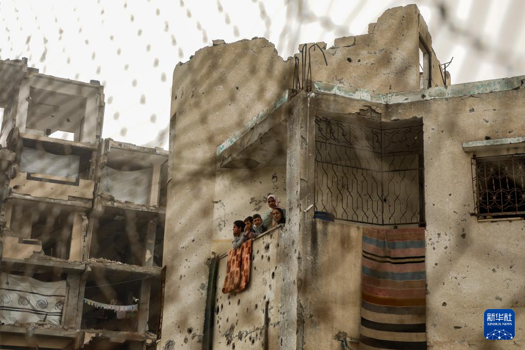 世界杯-足球赛事比分体育网加沙地带：废墟中的足球赛