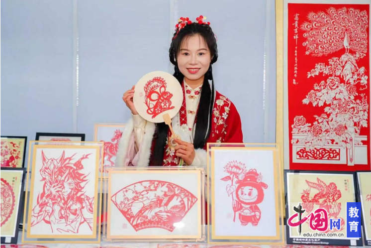 以自然为幕，奏响非遗新乐章_中国网