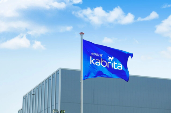 口碑筑底、科研破局！佳贝艾特锚定羊奶粉赛道长期确定性(图3)