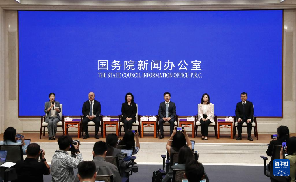 奋进&ldquo;十五五&rdquo; 民企勇担当&mdash;&mdash;5位民营企业家和新的社会阶层人士代表展现时代风采