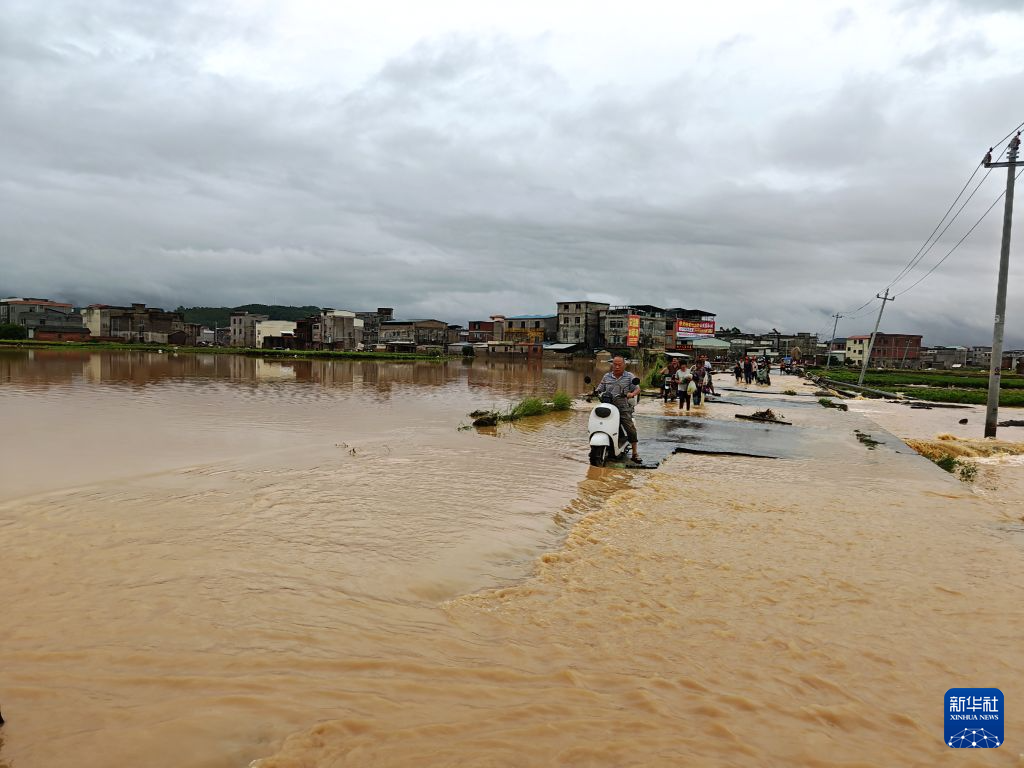上海复旦大学耳鼻喉科医院黄牛号贩子票贩子代网上预约代挂号电话南宁:水库下游洪涝灾害已致约5.5万人受灾2人死亡