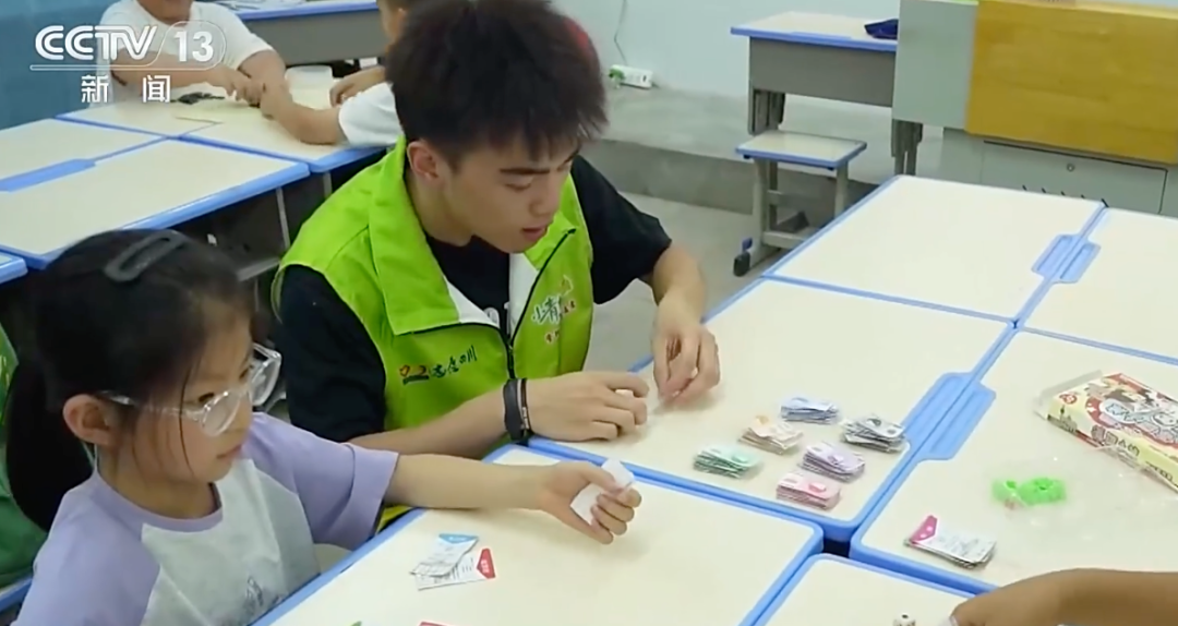 
广州市第一人民医院黄牛号贩子票贩子代网上预约代挂号电话放假了，孩子往哪儿送？多地探索新模式