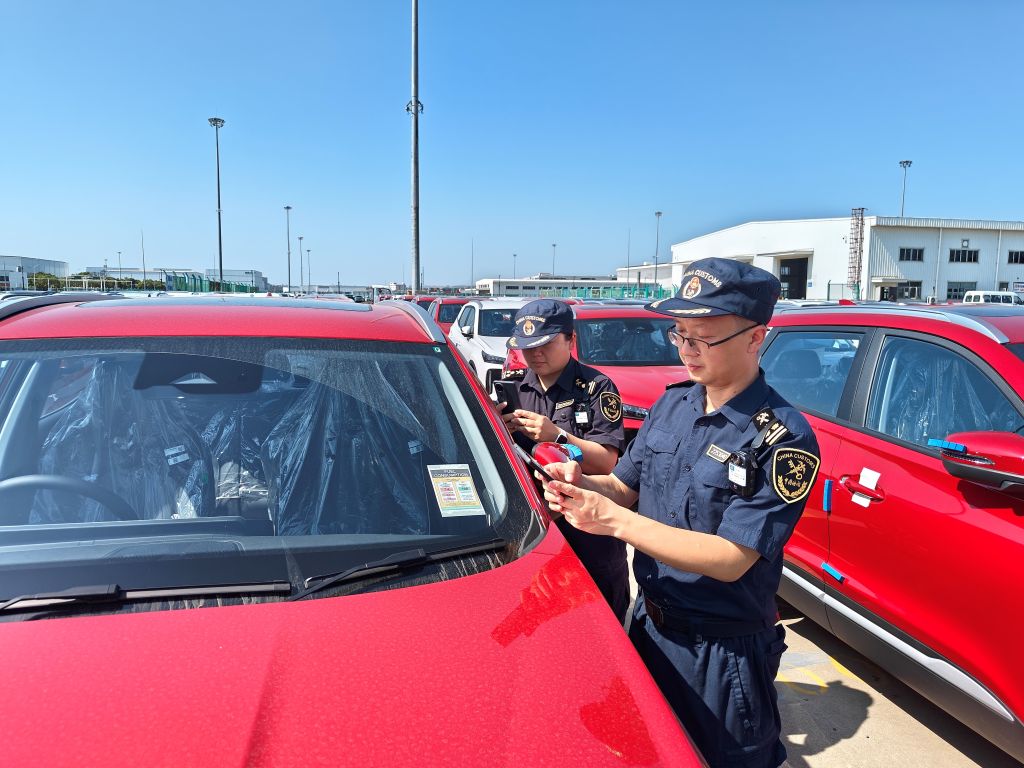山东省精神卫生中心杨晓东医生黄牛预约代挂号电话上海口岸上半年日均汽车出口超万辆