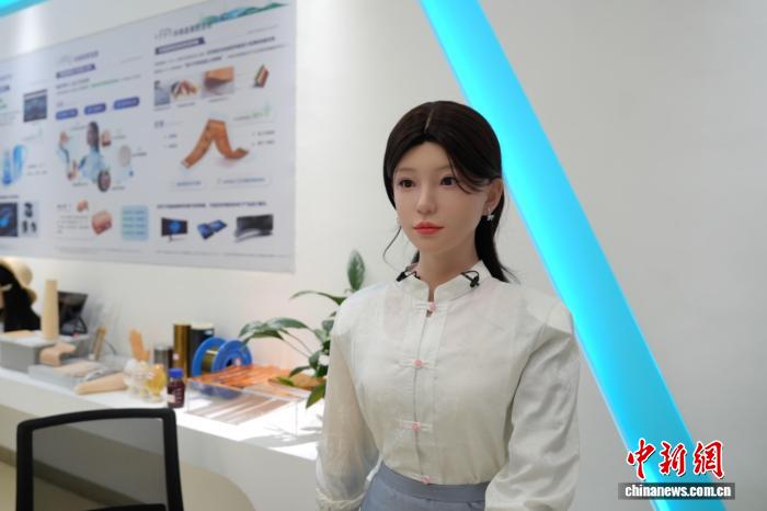 北京大学第三医院男科林浩成唐文豪马彩虹王海燕黄牛挂号电话用秸秆等研制成电子皮肤 中国团队让机器人可辨冷暖知轻重
