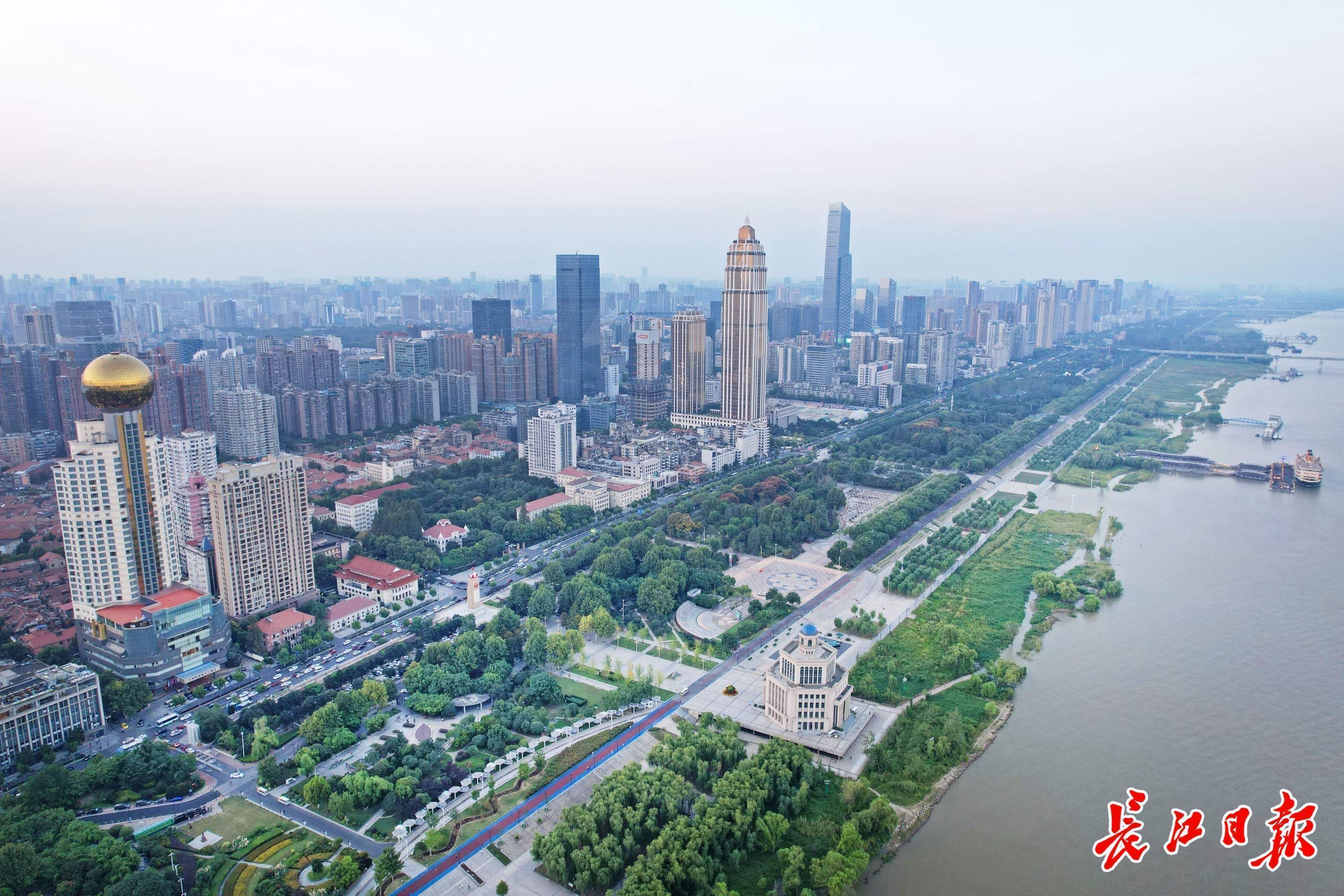 江苏省东部战区总医院唐政陈慧平陈文萃文吉秋刘欣峰宋勇任建安黄牛挂号电话长江十年行 | 有一种幸福叫“走,去江边”