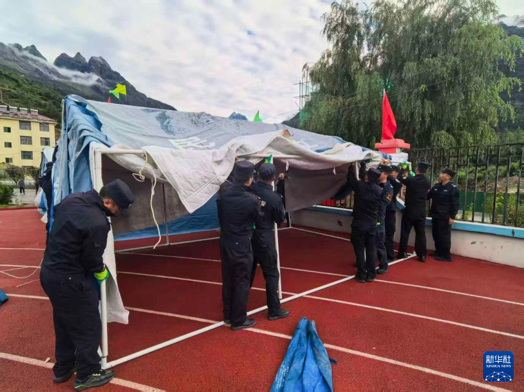 
上海交通大学附属第九人民医院吴巍医生黄牛预约代挂号电话吉隆受灾害影响的群众完成安置 滞留游客完成转移