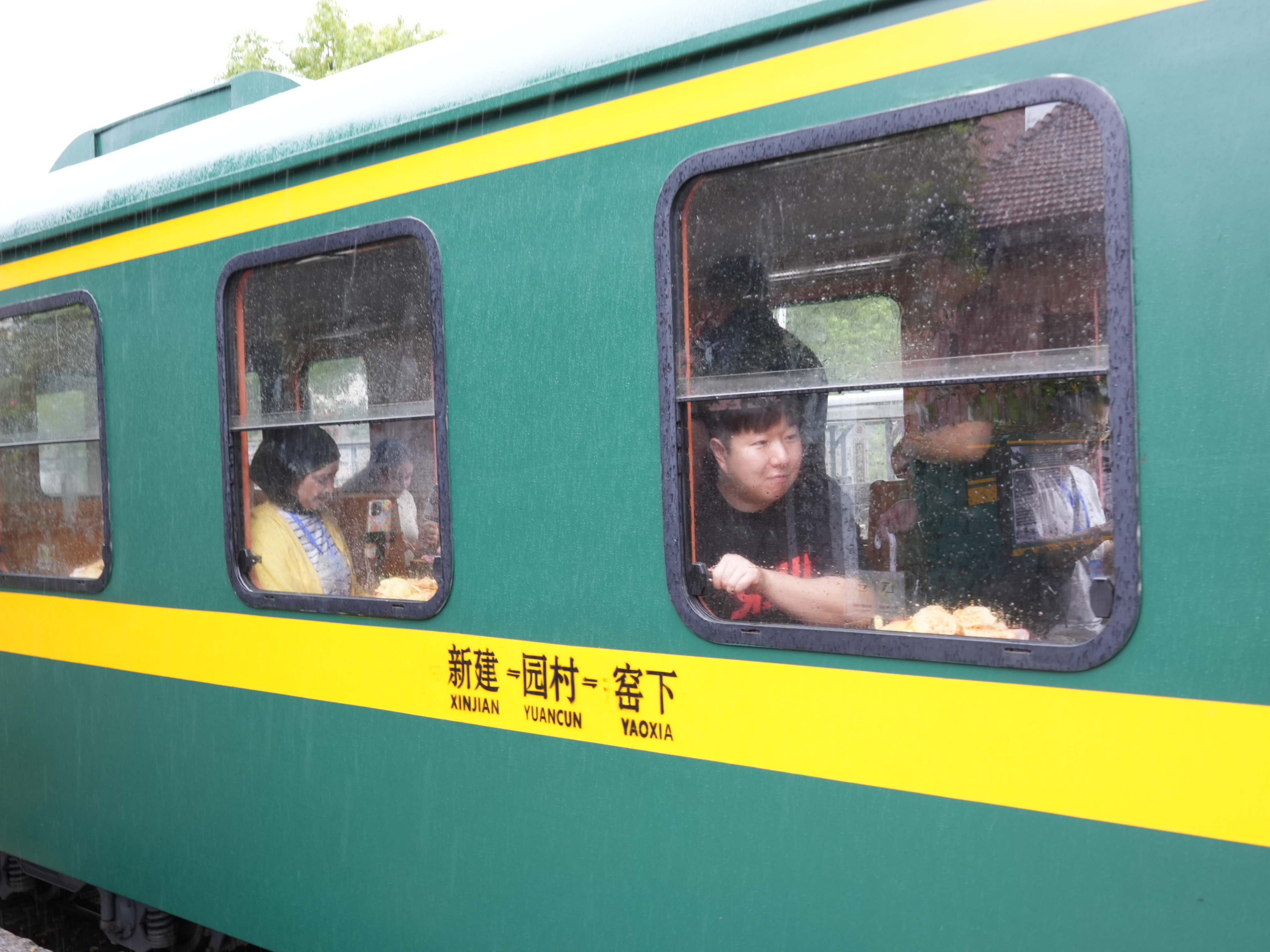 
四川大学华西医院蒋利医生黄牛预约代挂号电话【2026打卡中国】上犹的“动静”之间，藏着绿水青山的答案